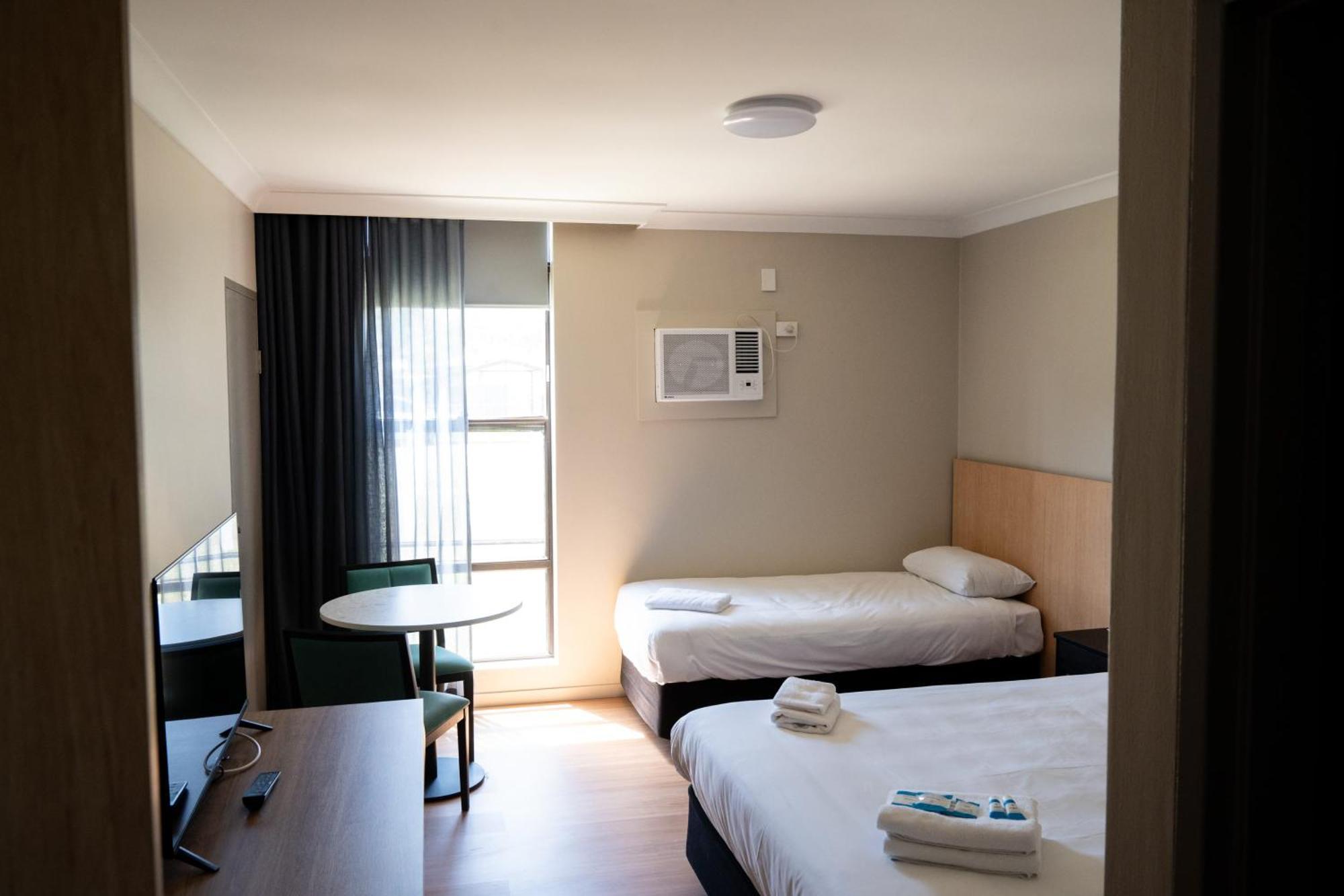 El Toro Motel Warwick Farm Esterno foto