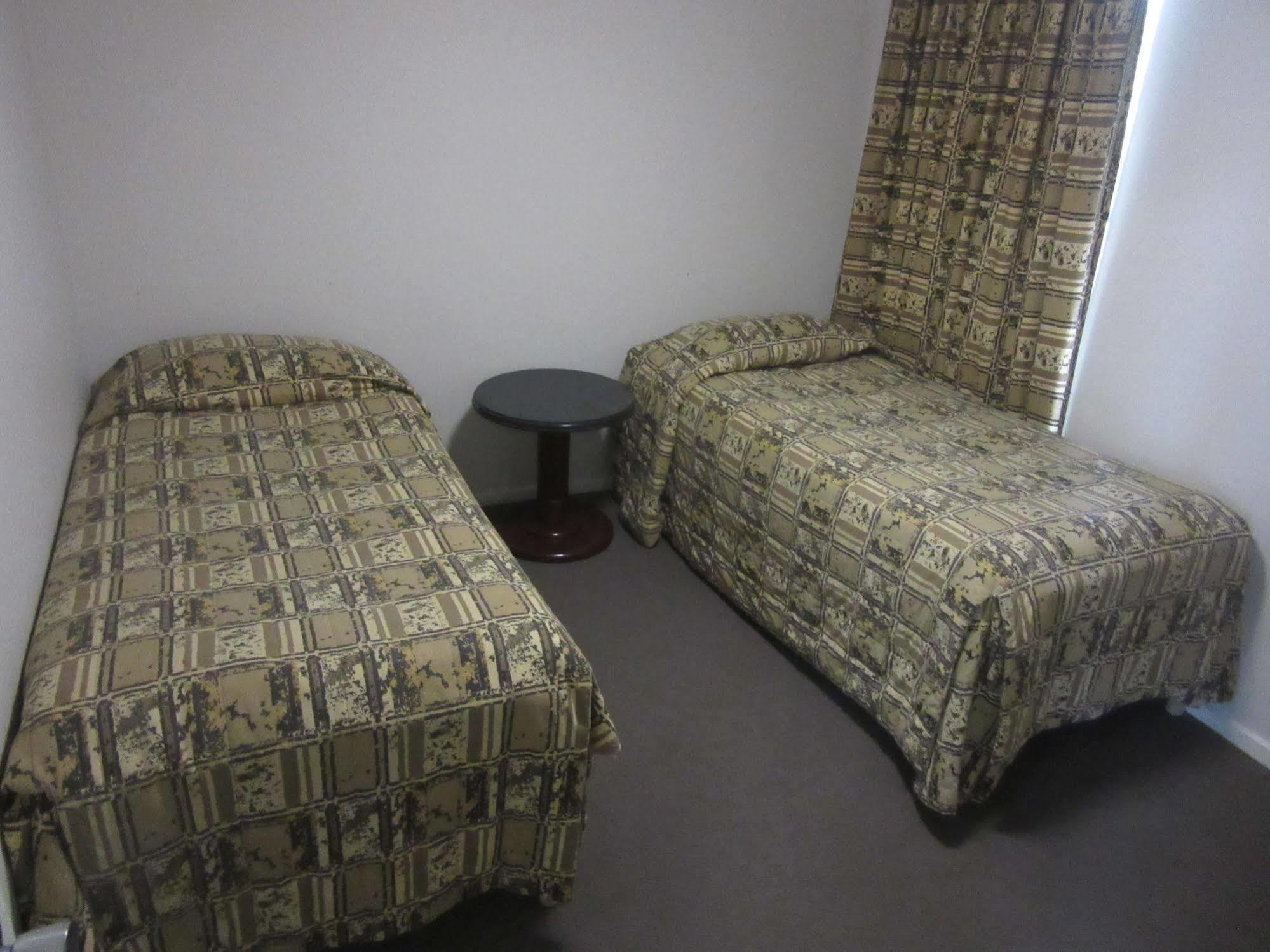 El Toro Motel Warwick Farm Esterno foto
