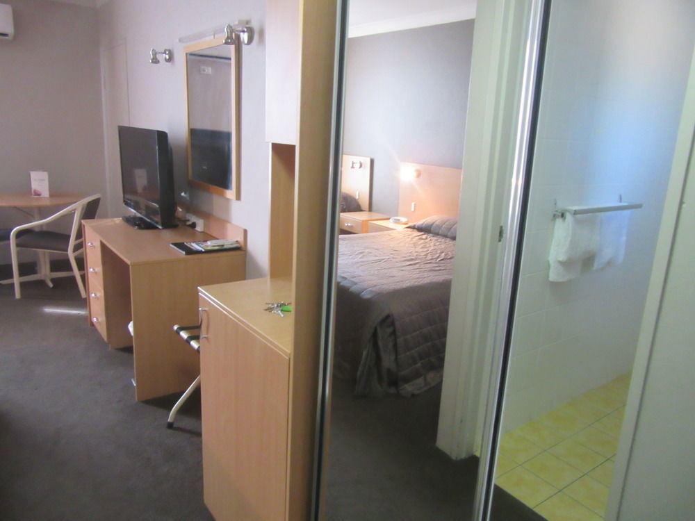 El Toro Motel Warwick Farm Esterno foto
